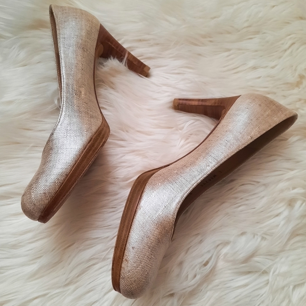 Stuart Weitzman Cream Coated Canvas Pumps 8.5M - Picture 4 of 9
